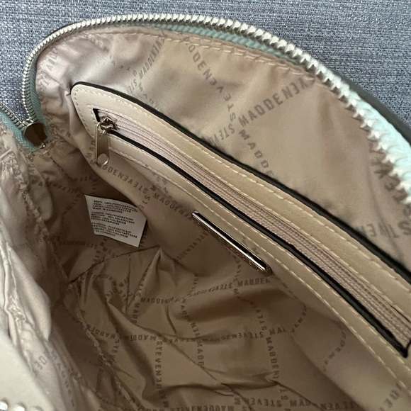 NEW STEVE MADDEN BMAGGIE DOME CROSSBODY BAG - Picture 6 of 8